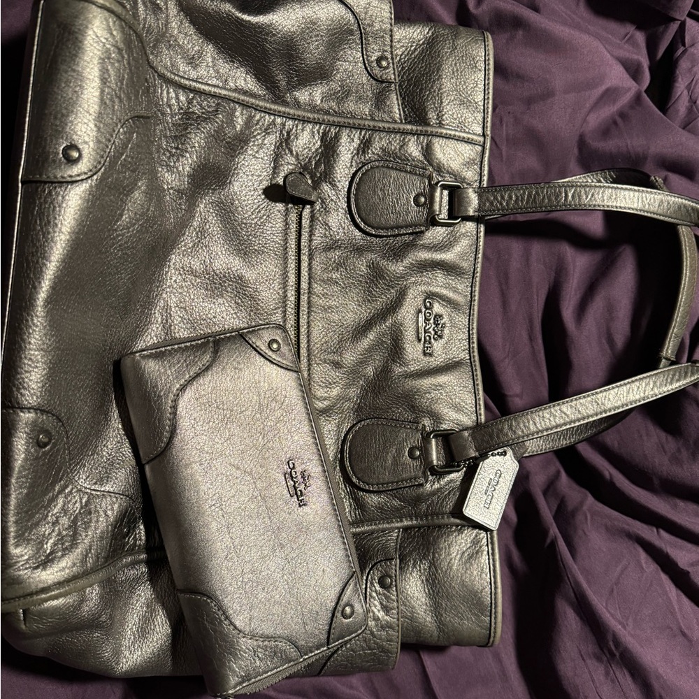 Coach large silver tote with matching wallet